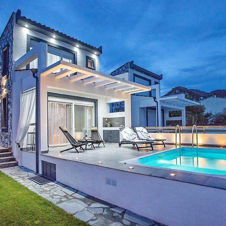 Joy C Deluxe Villa Nea Iraklitsa Exterior photo