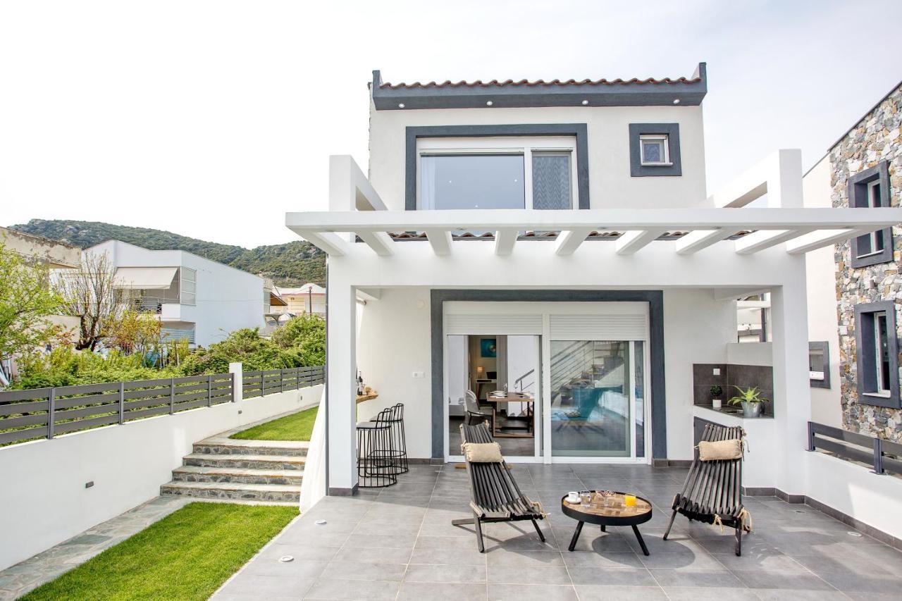 Joy C Deluxe Villa Nea Iraklitsa Exterior photo